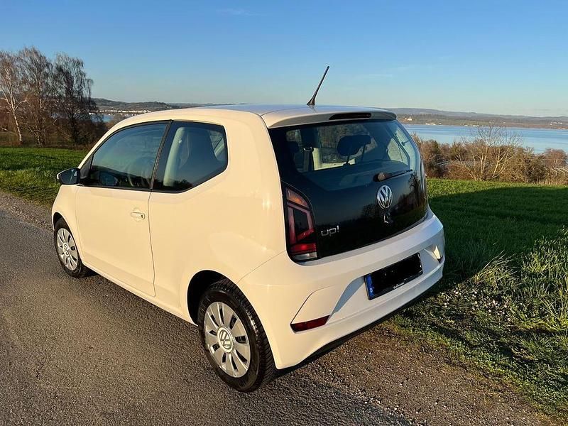 Gebraucht VW up! move up! 60 PS (44 kW) 2019 Weiß Kleinwagen