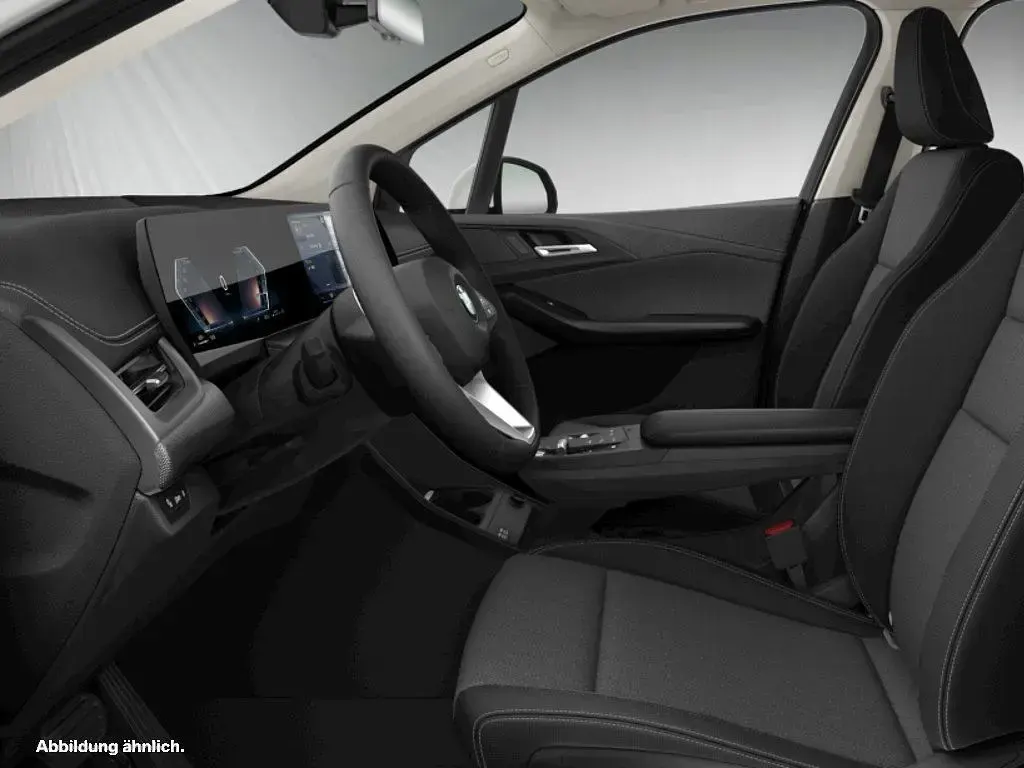 Usata BMW 220 Active Tourer Efficient Dynamics 170 CV (125 kW) 2025 Bianco Monovolume
