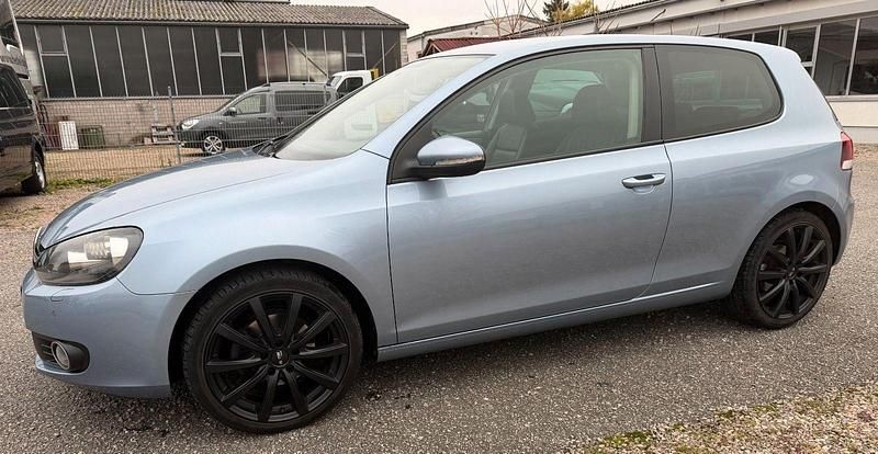 Usata VW Golf VI Highline 122 CV (89 kW) 2009 Blu Utilitaria