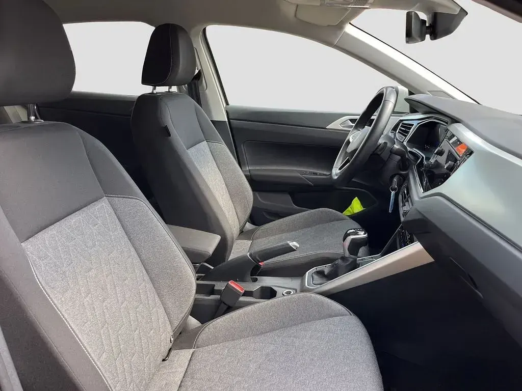 Gebraucht VW Taigo Move 116 PS (85 kW) 2024 Ascotgrau SUV