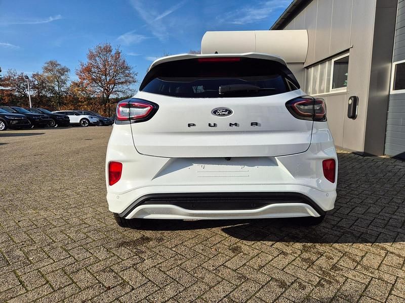 Neu Ford Puma Premium 125 PS (91 kW) 2025 Frozen white SUV