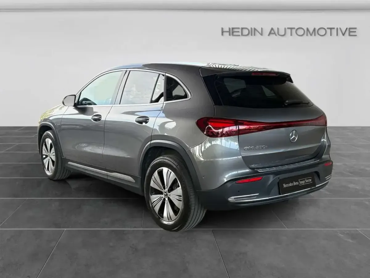 Gebraucht Mercedes EQA250+ Progressive 139 kW (190 PS) 2025 Grau SUV