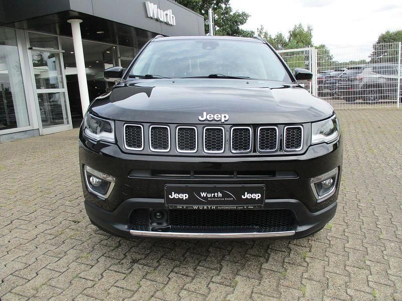 Gebraucht Jeep Compass Limited 140 PS (102 kW) 2018 Schwarz SUV