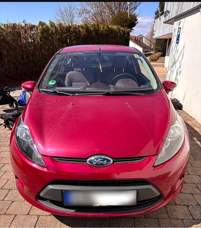 Gebraucht Ford Fiesta 82 PS (60 kW) 2010 Andere farben Kleinwagen