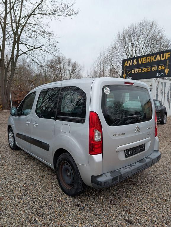 Gebraucht Citroën Berlingo 98 PS (72 kW) 2011 Silber Van / Kleinbus