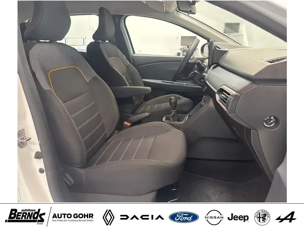 Gebraucht Dacia Sandero Comfort 91 PS (66 kW) 2022 Weiß Limousine