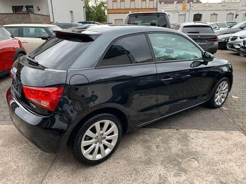 Gebraucht Audi A1 Ambition 122 PS (89 kW) 2013 Phantomschwarz Kleinwagen