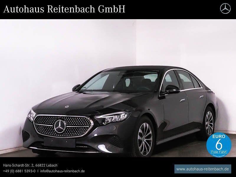 Lack graphitgrau Gebraucht 2024 Mercedes E200 Avantgarde Limousine | 45.899 € (Fairer Preis) - Bild 1/4