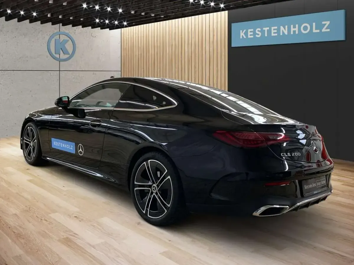 Gebraucht Mercedes CLE200 AMG 204 PS (150 kW) 2025 Schwarz Coupé