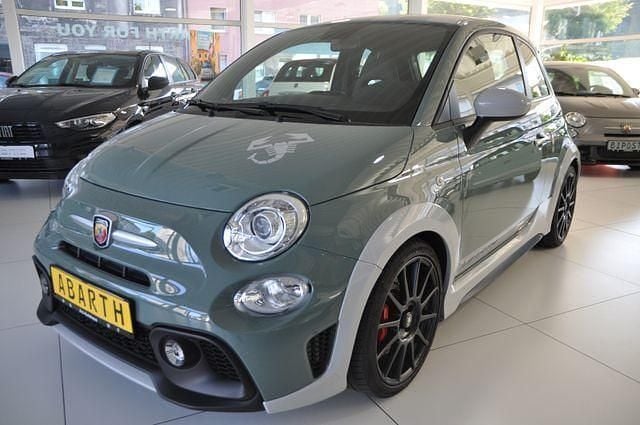 Andere Gebraucht 2016 Abarth 695 70th Anniversary Kleinwagen | 26.990 € (Etwas zu teuer) - Bild 1/4