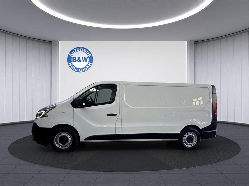Gebraucht Renault Trafic Komfort 145 PS (106 kW) 2021 Weiß Van / Kleinbus