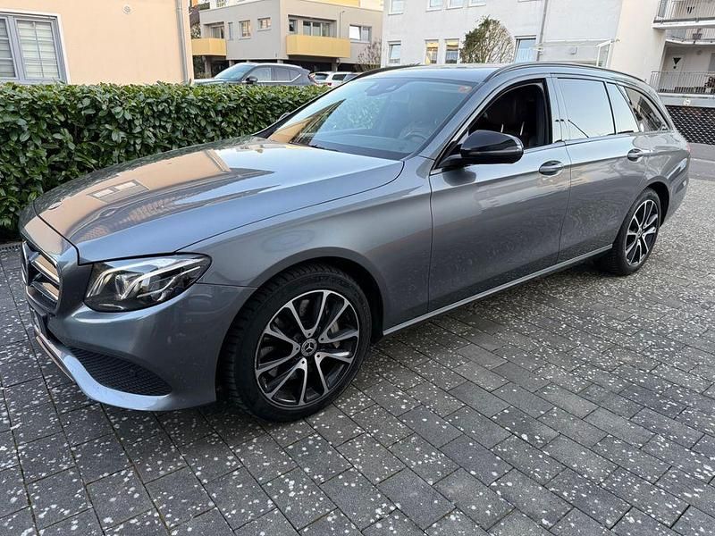 Gebraucht Mercedes E400 Avantgarde 333 PS (244 kW) 2017 Grau Limousine