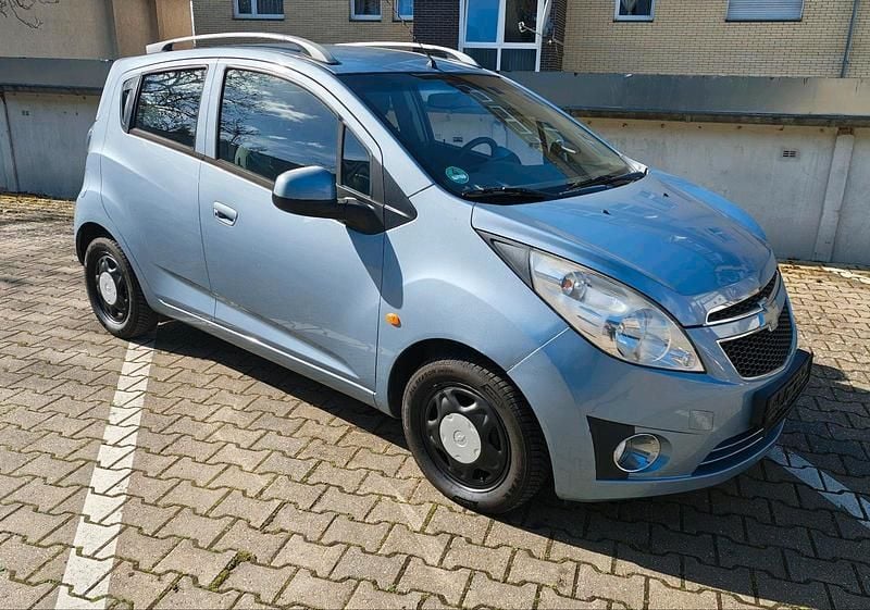 Gebraucht Chevrolet Spark 92 PS (67 kW) 2010 Andere farben Kleinwagen