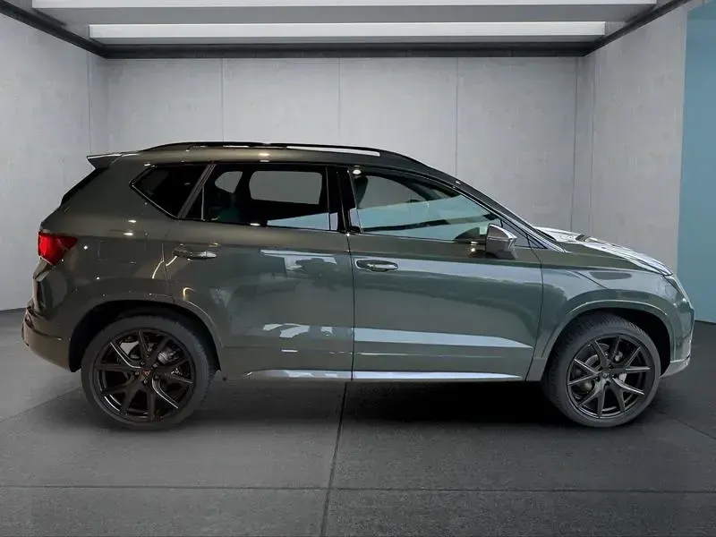 Neu Cupra Ateca 150 PS (110 kW) 2026 Grün SUV