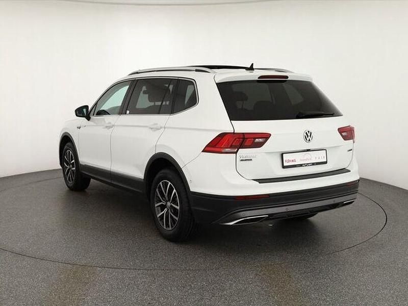 Gebraucht VW Tiguan Allspace 200 PS (147 kW) 2021 Pure white SUV