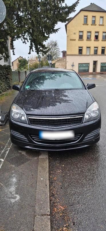 Gebraucht Opel Astra GTC 105 PS (77 kW) 2005 Andere farben Kleinwagen
