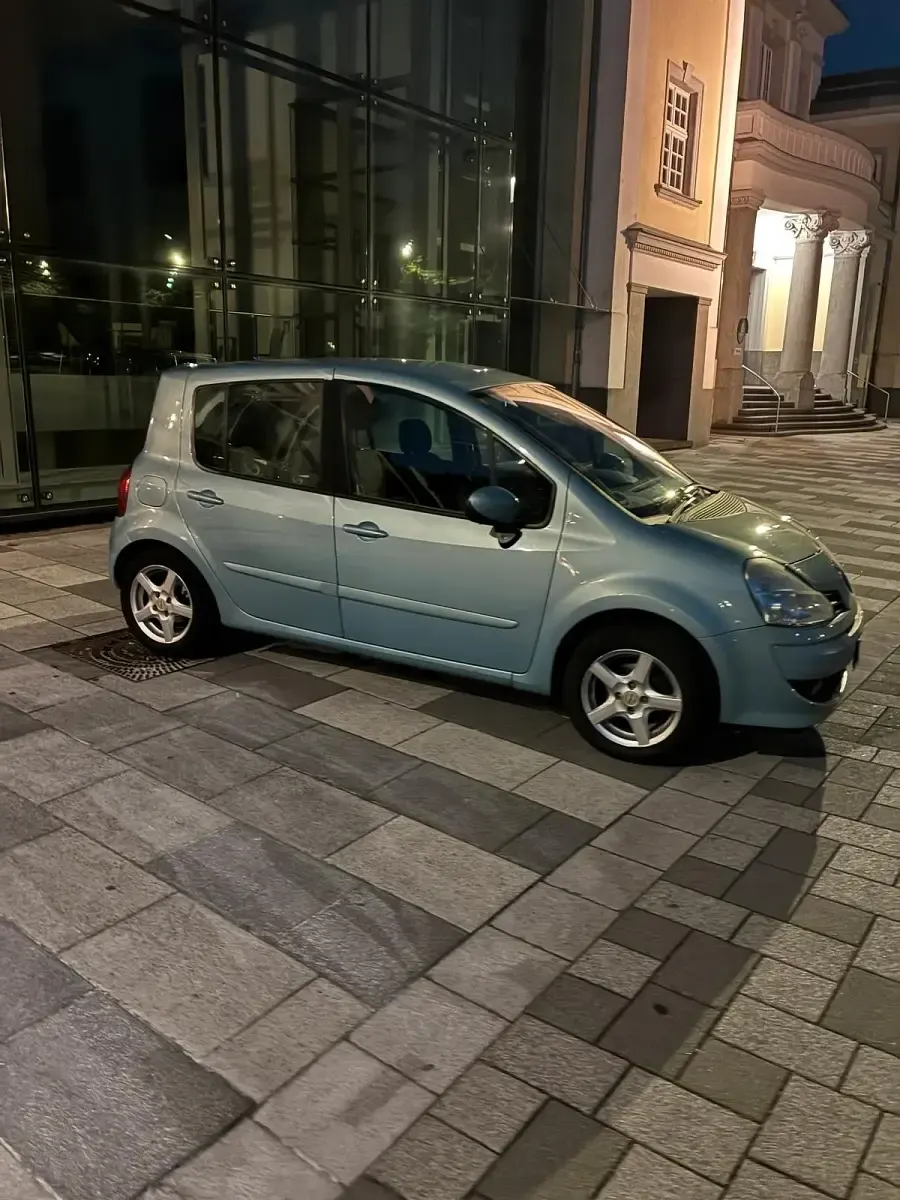 Gebraucht Renault Modus 101 PS (74 kW) 2010 Blau Van / Kleinbus