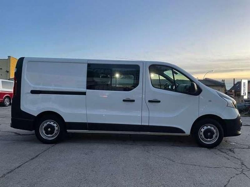 Gebraucht Renault Trafic 120 PS (88 kW) 2018 Gletscherweiss Van / Kleinbus
