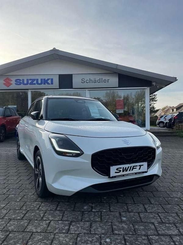 Other Neu 2025 Suzuki Swift Comfort+ Kleinwagen | 22.290 € - Bild 1/4