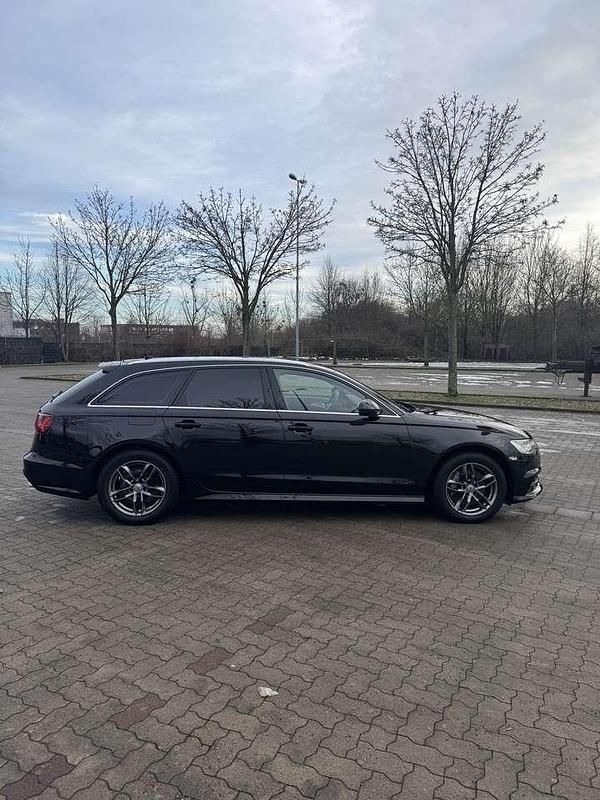 Gebraucht Audi A6 Ambiente 218 PS (160 kW) 2016 Schwarz Kombi