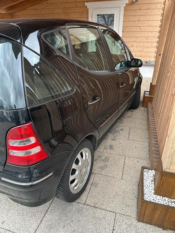 Gebraucht Mercedes A170 95 PS (69 kW) 2003 Schwarz Kleinwagen