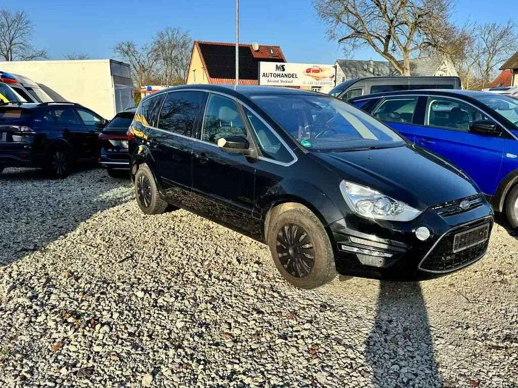 Gebraucht Ford S-MAX Titanium 160 PS (117 kW) 2012 Schwarz Van / Kleinbus