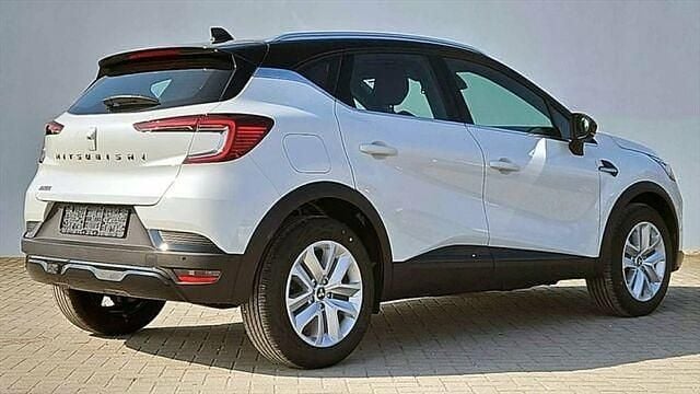 Gebraucht Mitsubishi ASX Intense 158 PS (116 kW) 2024 Andere farbe SUV