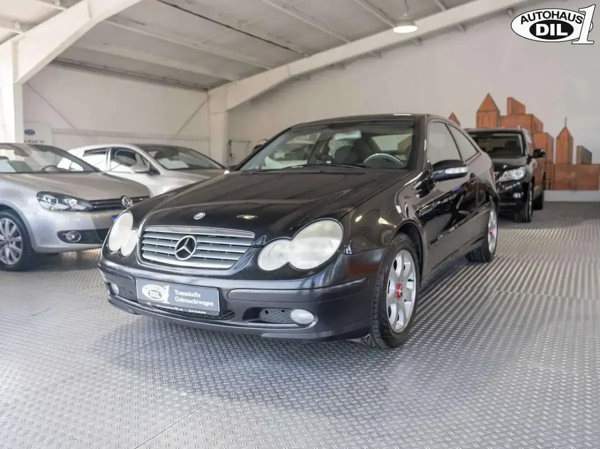 Gebraucht Mercedes C180 143 PS (105 kW) 2003 Schwarz (obsidianschwarz  met Coupé