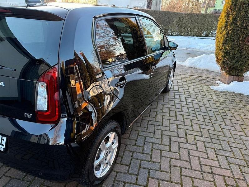 Gebraucht Skoda Citigo-e IV 61 kW (83 PS) 2021 Schwarz Kleinwagen