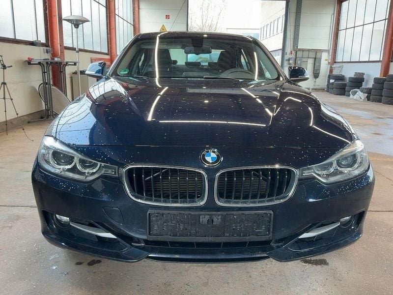 Second-hand BMW 328 245 CP (180 kW) 2015 Albastru Berlinǎ
