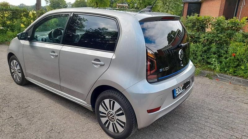 Gebraucht VW e-up! Style 61 kW (83 PS) 2022 Grau Kleinwagen