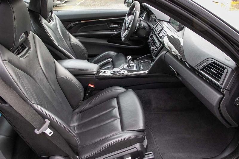 Gebraucht BMW M4 Cabriolet Performance 431 PS (317 kW) 2015 Schwarz Cabrio