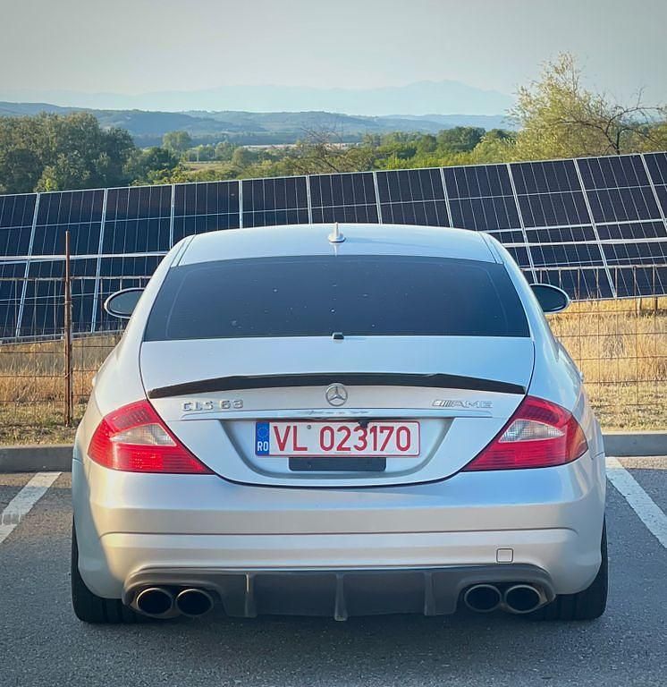 Silber Gebraucht 2007 Mercedes CLS63 AMG AMG Limousine | 15.000 € (Fairer Preis) - Bild 1/4