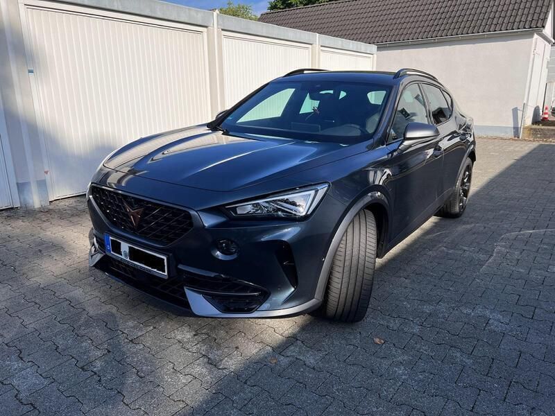 Grau Gebraucht 2021 Cupra Formentor SUV | 28.000 € (Etwas zu teuer) - Bild 1/4