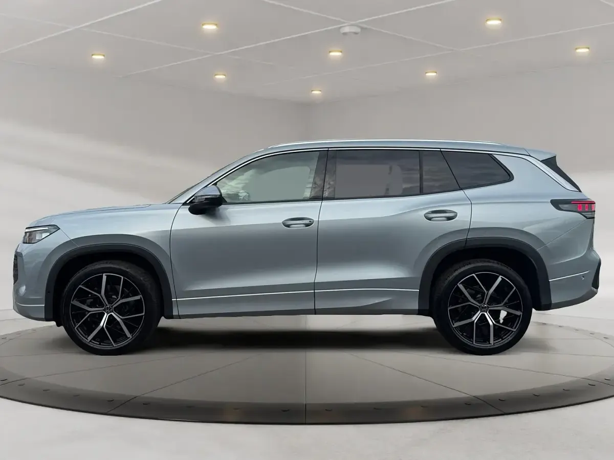Gebraucht VW Tayron Life 193 PS (141 kW) 2025 Silber SUV