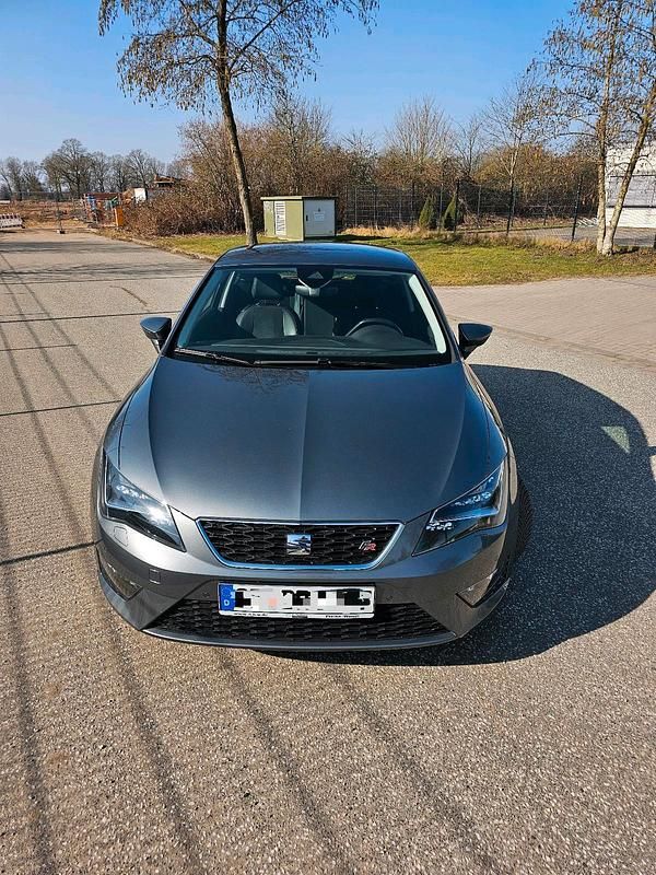 Gebraucht Seat Leon FR 179 PS (131 kW) 2016 Grau Coupé