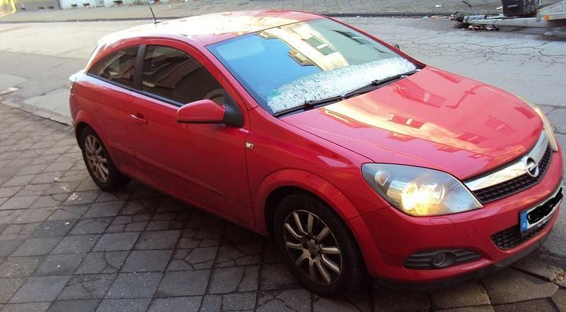 Gebraucht Opel Astra GTC 116 PS (85 kW) 2008 Rot Coupé