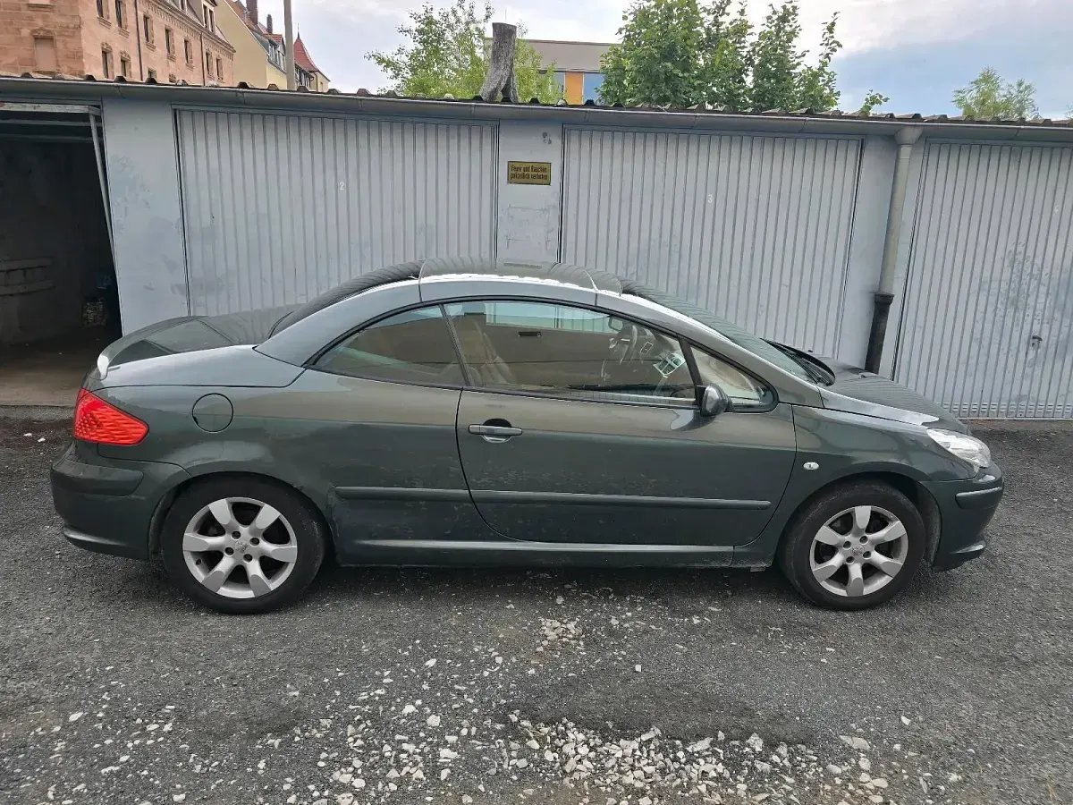 Gebraucht Peugeot 307 CC 136 PS (100 kW) 2005 Grün Cabrio