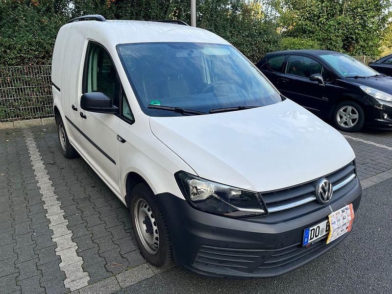 Gebraucht VW Caddy 102 PS (75 kW) 2020 Schwarz Van / Kleinbus