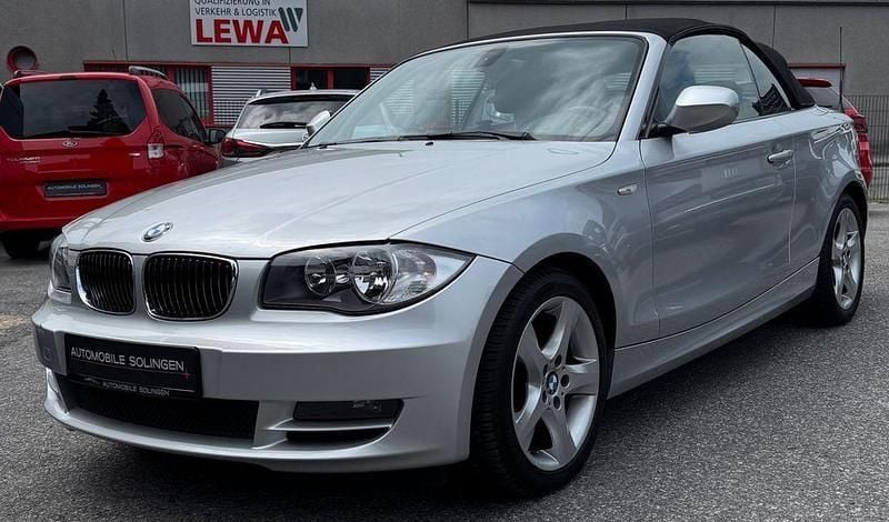 Silber Gebraucht 2010 BMW 118 Cabriolet Advantage Cabrio | 6.490 € (Superpreis) - Bild 1/4