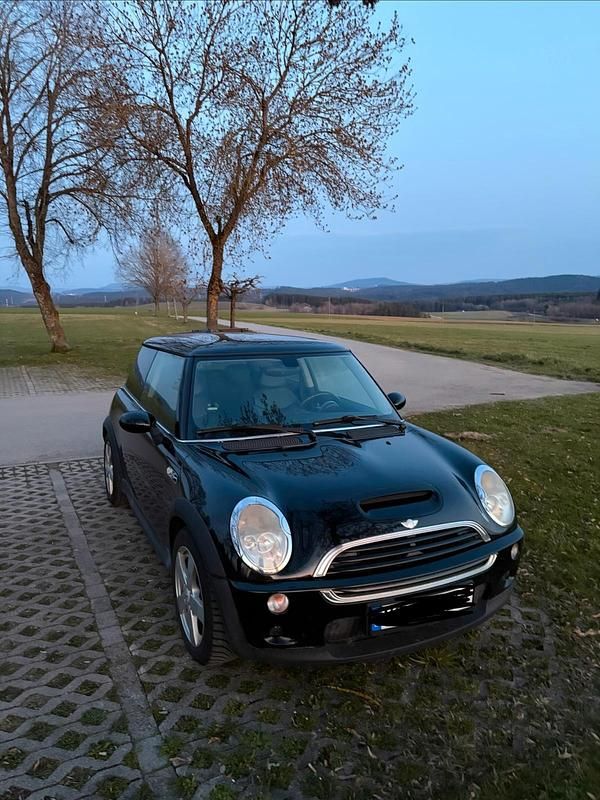 Gebraucht Mini Cooper S 163 PS (119 kW) 2004 Schwarz Kleinwagen