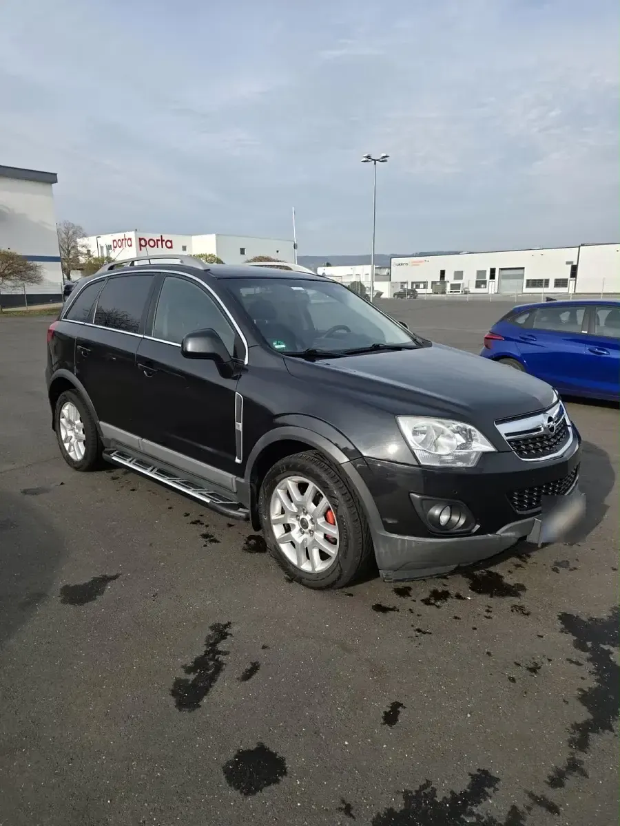 Gebraucht Opel Antara 163 PS (119 kW) 2012 Schwarz SUV