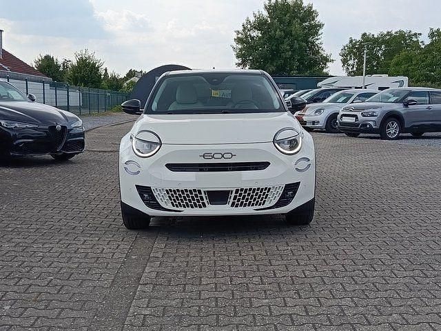 Gebraucht Fiat 600E La Prima 114 kW (156 PS) 2025 Weiß SUV