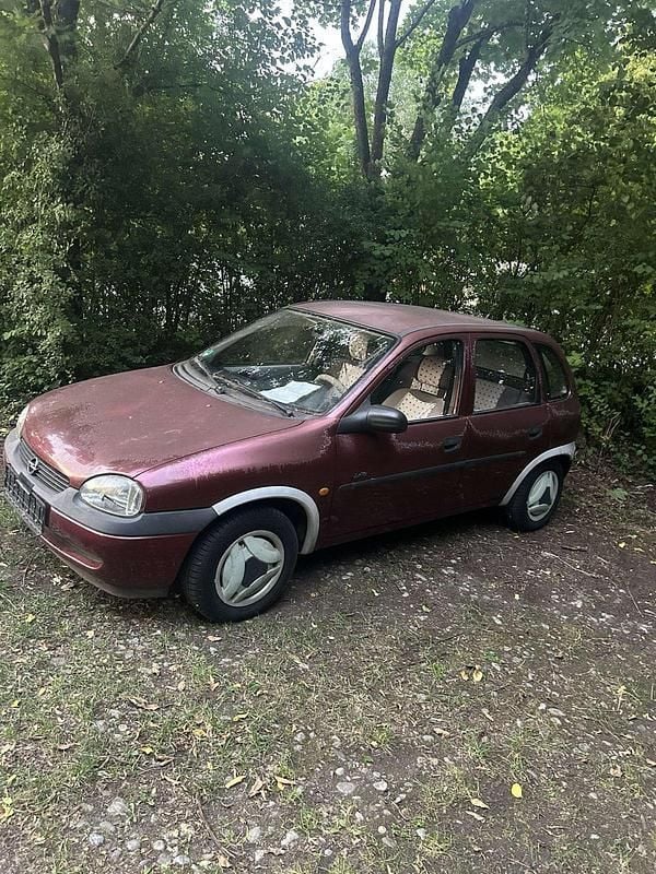 Rot Gebraucht 1999 Opel Corsa Kleinwagen | 500 € (Guter Preis) - Bild 1/4