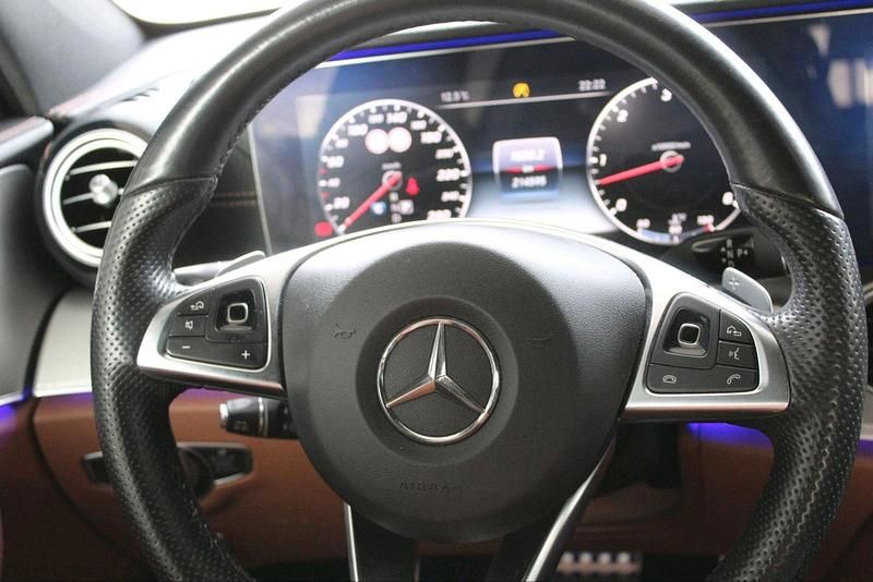 Gebraucht Mercedes E350 AMG 258 PS (189 kW) 2017 Silber Kombi