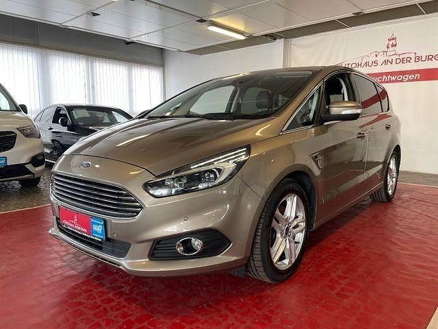 Gebraucht Ford S-MAX Titanium 241 PS (177 kW) 2019 Diffused silver Van / Kleinbus