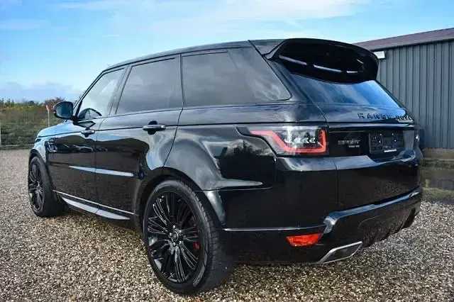 Gebraucht Land Rover Range Rover Sport Dynamic 400 PS (294 kW) 2022 Santorini black SUV