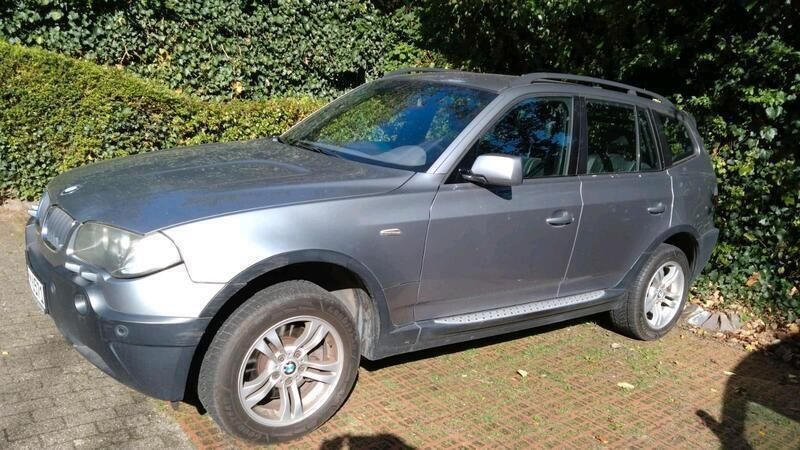 Grau Gebraucht 2004 BMW X3 SUV | 3.999 € - Bild 1/4