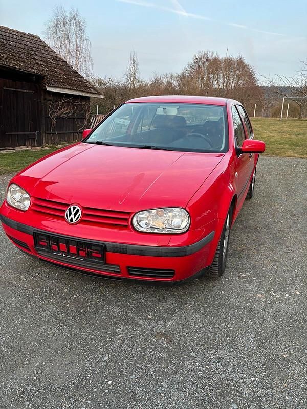 Gebraucht VW Golf IV 105 PS (77 kW) 2001 Rot Limousine