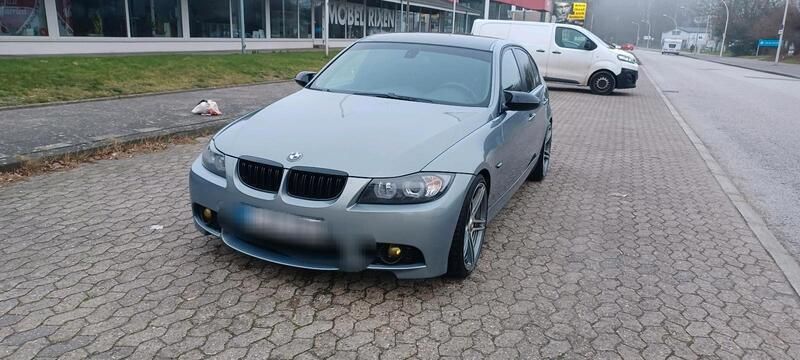Grau Gebraucht 2005 BMW 325 M Performance Limousine | 5.990 € - Bild 1/4